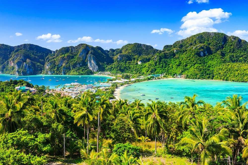 Koh Phi Phi avec vue depuis le point de vue de Phi Phi